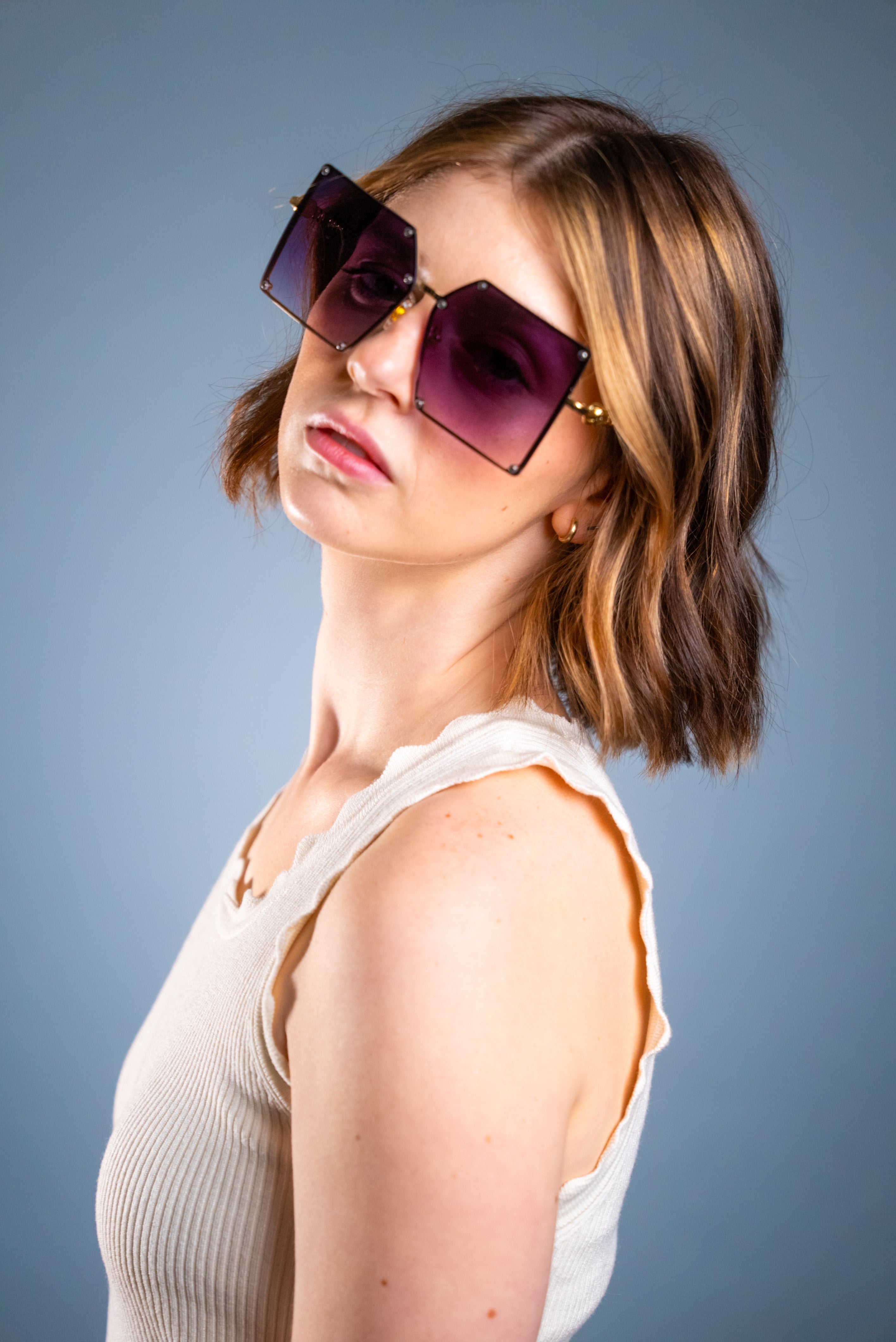LADYBOSS SUNGLASSES - ELEVATIONS (Violet)-3