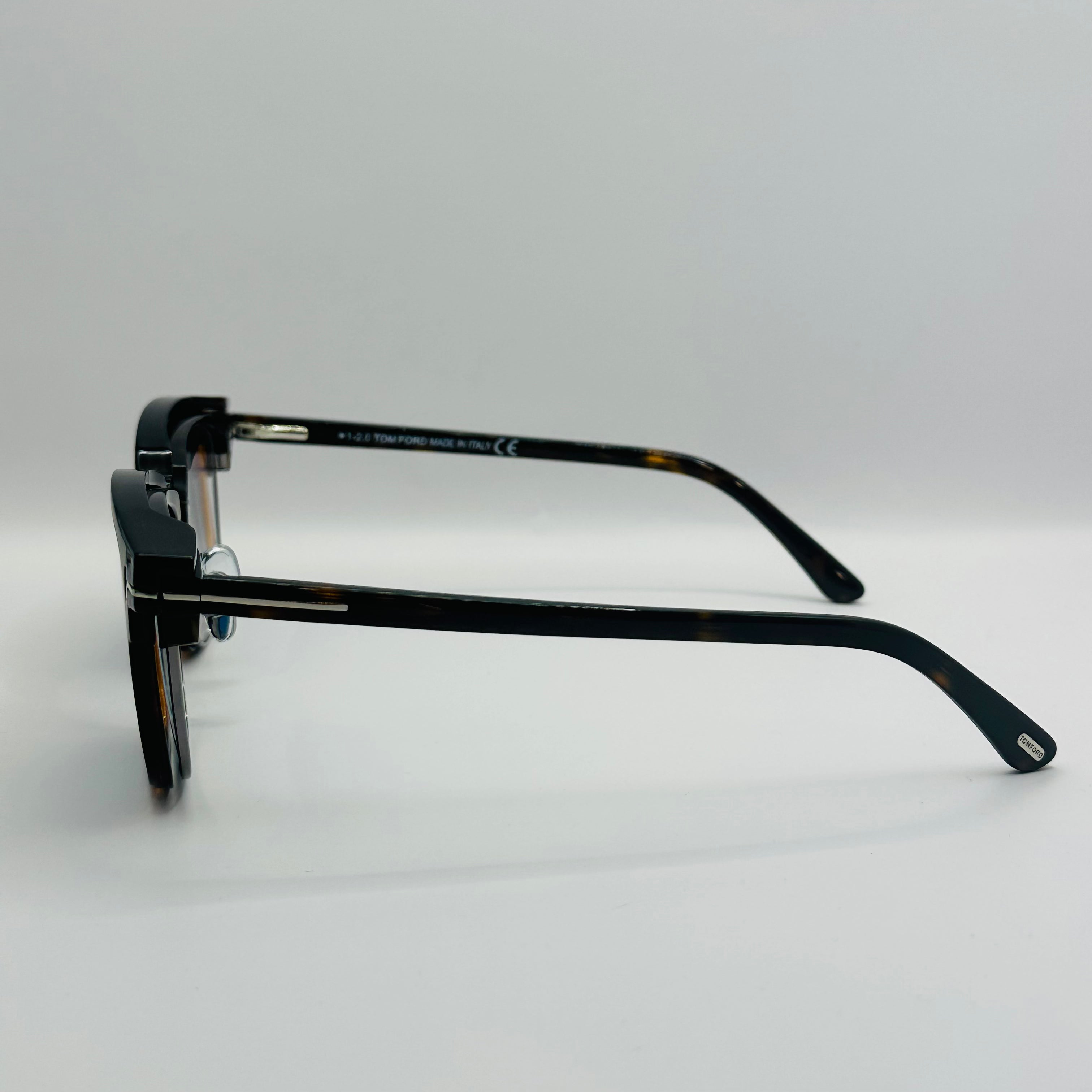 Tom Ford TF5683-B Blue Control With Magnetic Clip-On-4